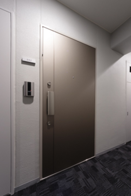 玄関　※写真は同タイプ住戸です。