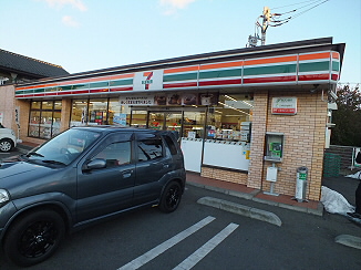 コンビニ　セブンイレブン深大寺店（コンビニ）まで290m