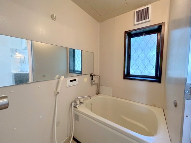 バス・シャワールーム　★※リノベ済み別室の参考写真です★