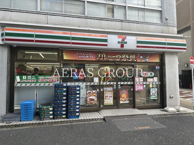 コンビニ　セブン-イレブン 新宿１丁目店（コンビニ）まで113m