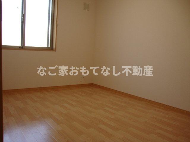 その他部屋・スペース　イリヤ　お問合せはなご家おもてなし不動産へ。