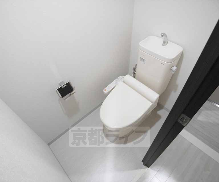 トイレ　広いトイレです。