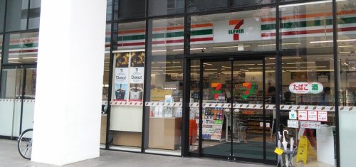 コンビニ　セブンイレブン 新横浜3丁目店（コンビニ）まで448m