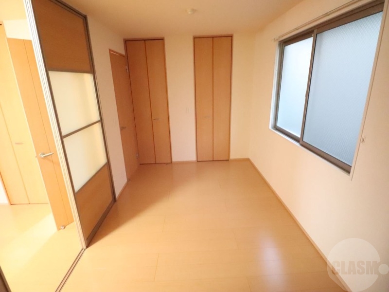 その他設備　７．６帖の洋室です