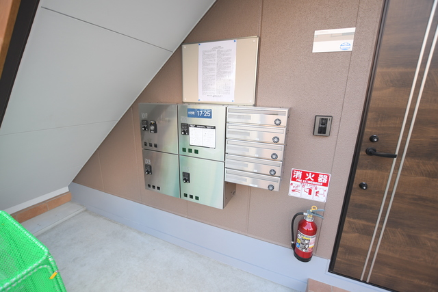 エントランス　集合ポスト