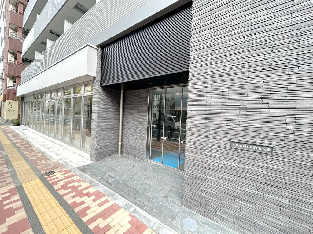 エントランス　エントランス