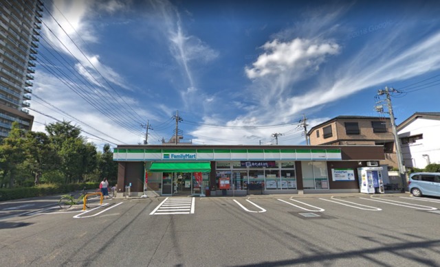 コンビニ　ファミリーマート川口元郷店（コンビニ）まで2034m
