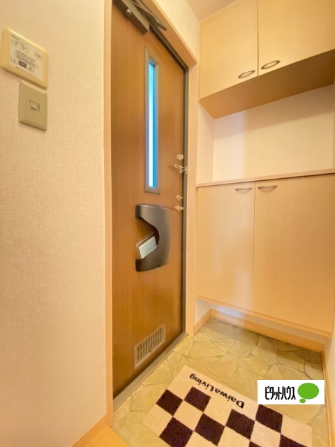 玄関　１０２