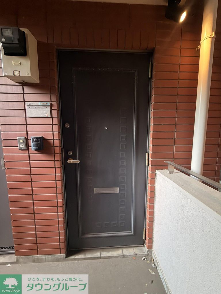 玄関　お部屋探しはタウンハウジングへ♪