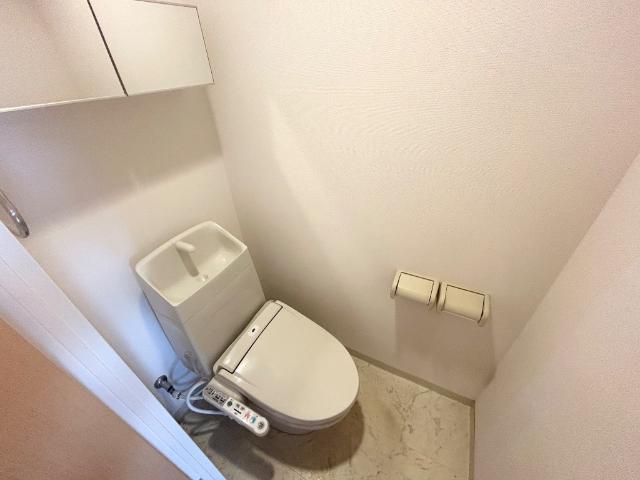 トイレ　シャワー付トイレ