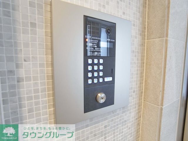 その他共有部分　♪オートロックで侵入者から建物を守ります♪