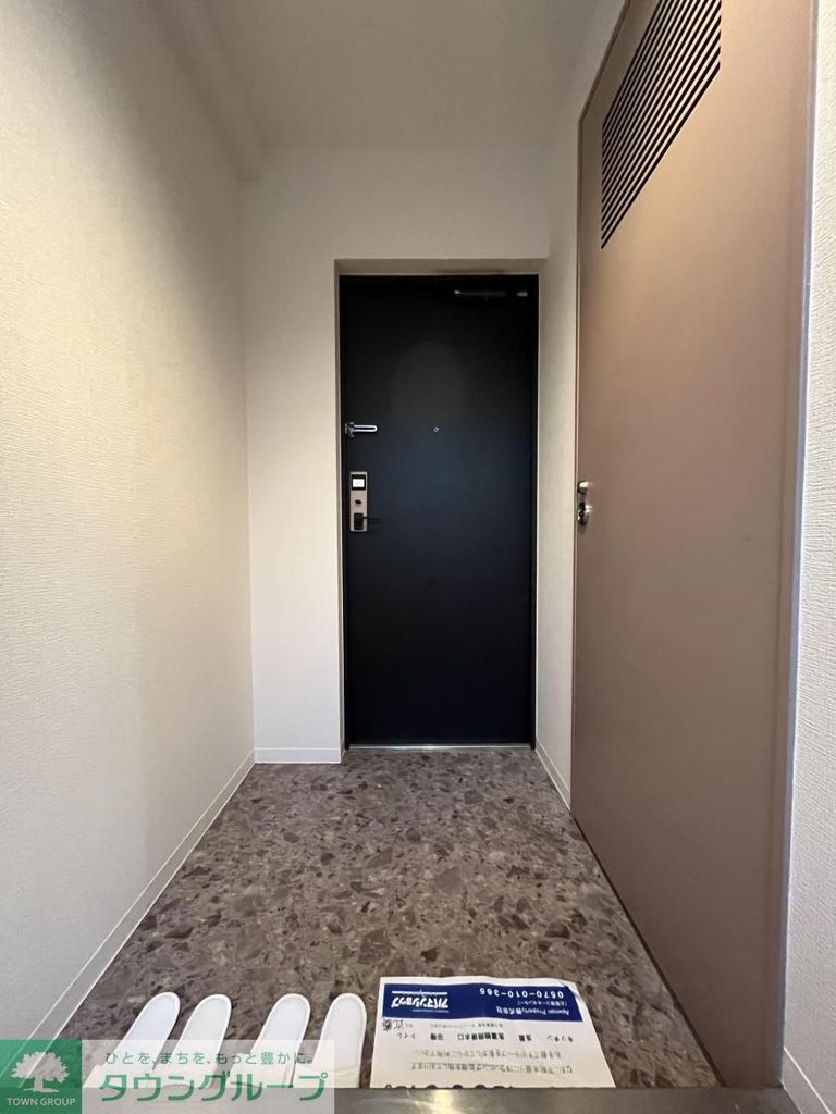 玄関　エントランス