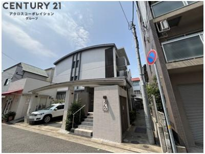 建物外観　オートロックで外部の人間が簡単に出入りできないため安心です。