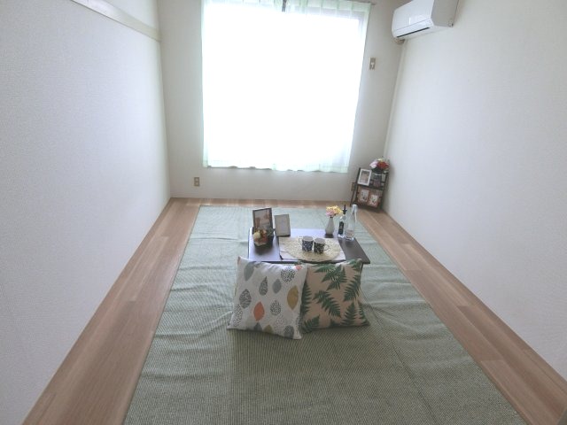 居室・リビング　他のお部屋の参考写真となります。