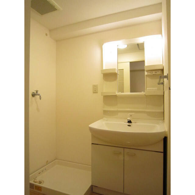 洗面設備　※同タイプ別部屋の写真になります。