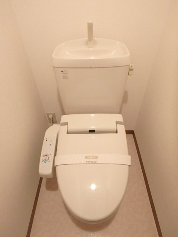 トイレ　図面と現状に相違がある場合には現状を優先