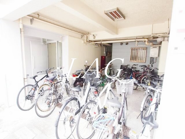 その他共有部分　駐輪場になります。