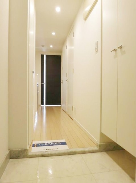 玄関　別部屋同仕様
