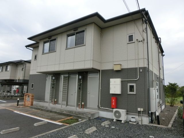 建物外観　全戸角部屋、南西向きで日当たり良好です
