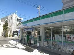 コンビニ　ファミリーマートさいたま西堀三丁目店（コンビニ）まで518m