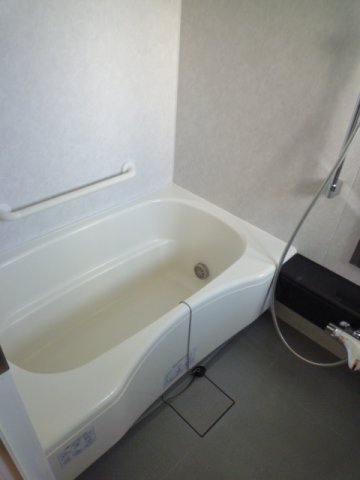 バス・シャワールーム　バス※別部屋参考写真