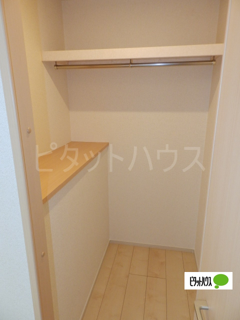 収納　クローゼット