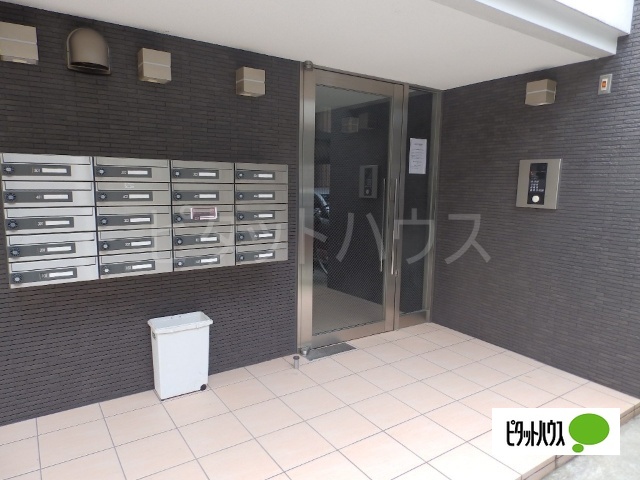 エントランス　エントランス
