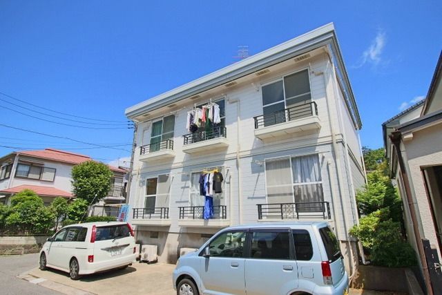 建物外観　閑静な住宅街の都市ガス対応物件