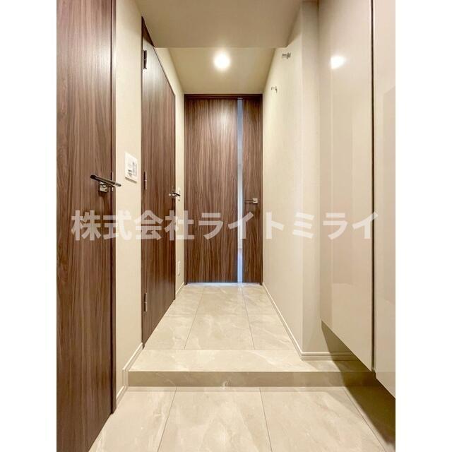 玄関　?