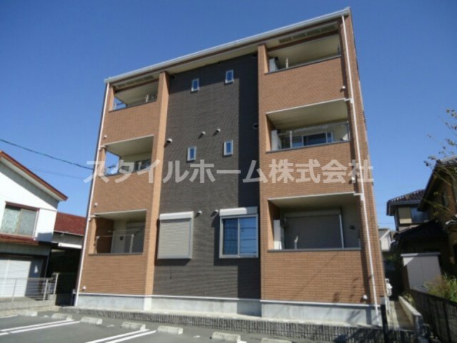 建物外観　外観は落ち着いています