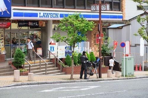 コンビニ　『ローソン野毛坂店』247m（コンビニ）まで380m