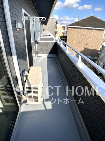 バルコニー　開放的で明るい空間を演出してくれるバルコニーです