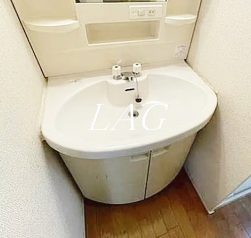 洗面設備　洗面台です。