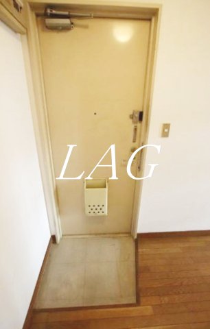 玄関　玄関です。