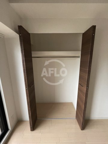 収納　ラグゼ江戸堀　クローゼット