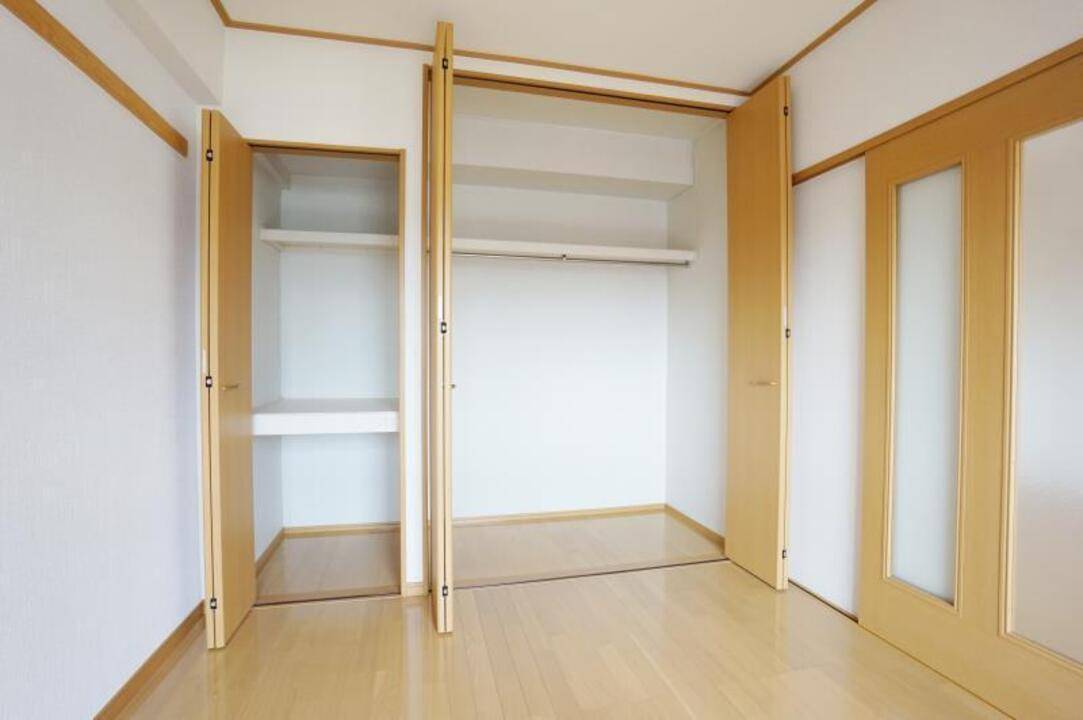 収納　クローゼット