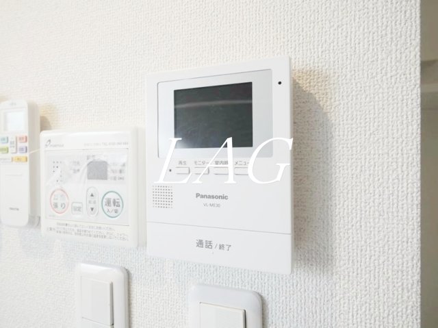 セキュリティ　モニター付きインターホンです。