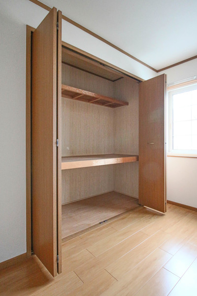 収納　同じ敷地内の別の部屋