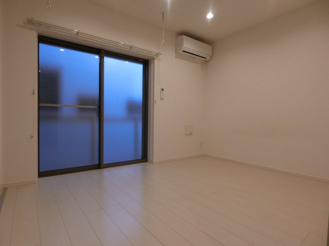 居室・リビング　他のお部屋の参考写真となります。