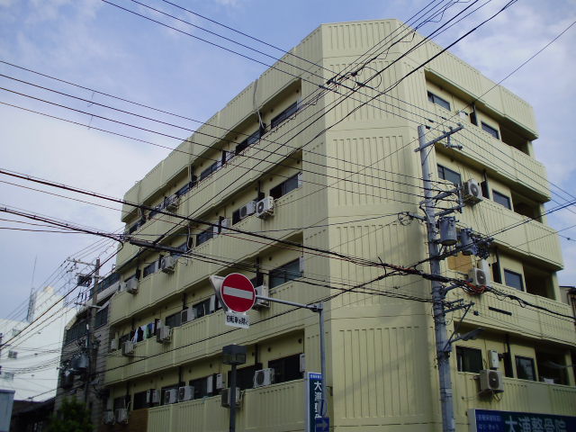 建物外観　近鉄線・千日前線今里駅の２駅が利用可能