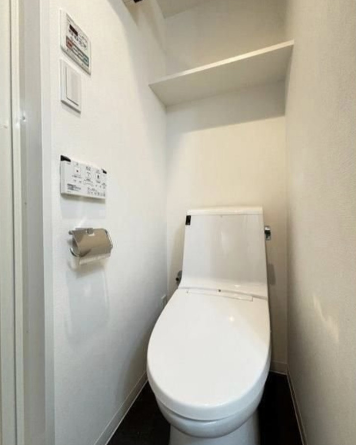 トイレ　別部屋参考写真