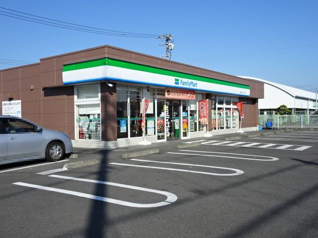 その他　ファミリーマートまで200m