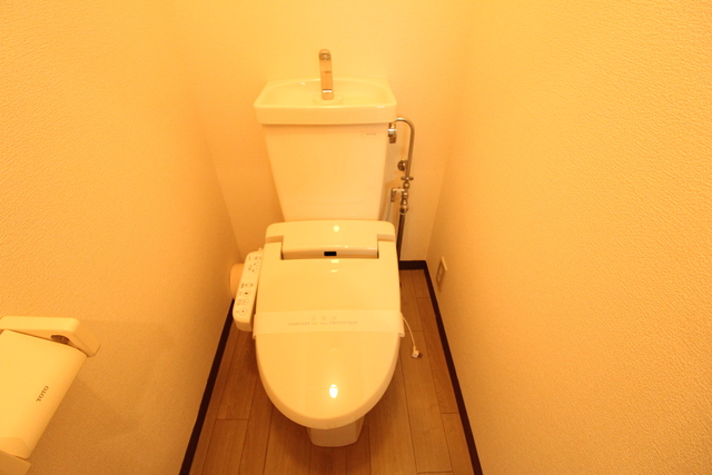 トイレ　同タイプ別室参考写真※現状優先