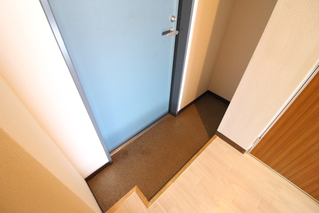 玄関　同タイプ別室参考写真※現状優先