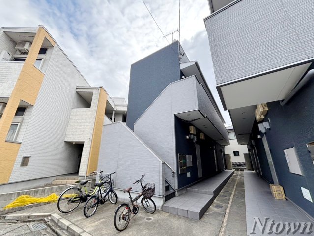建物外観　外観は落ち着いています