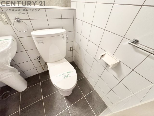 トイレ　浴室内にトイレがあります☆