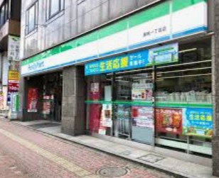 コンビニ　ファミリーマート巣鴨一丁目店（コンビニ）まで149m