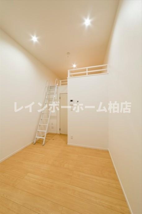 居室・リビング　居間です