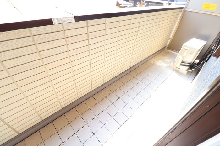東急田園都市線 溝の口駅 バス乗車時間：22分 最寄りバス停で下車 徒歩2分 3階建 築3年のその他写真