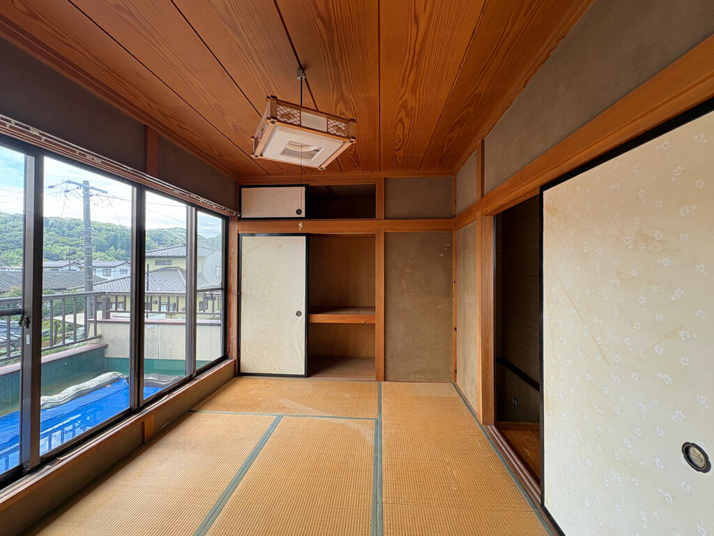 内郷内町戸建の内装写真